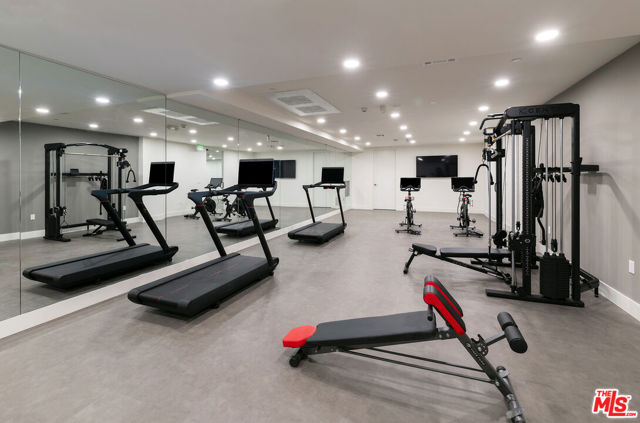 3651 Regal Place, Los Angeles CA: https://media.crmls.org/mediaz/26500219-5bb7-41b1-8d15-3422373d7f5c.jpg