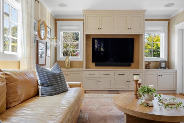 827 Walnut Avenue, Burlingame CA: https://media.crmls.org/mediaz/26504b53-96e0-43bc-a7cf-e818da0ca0c9.jpg
