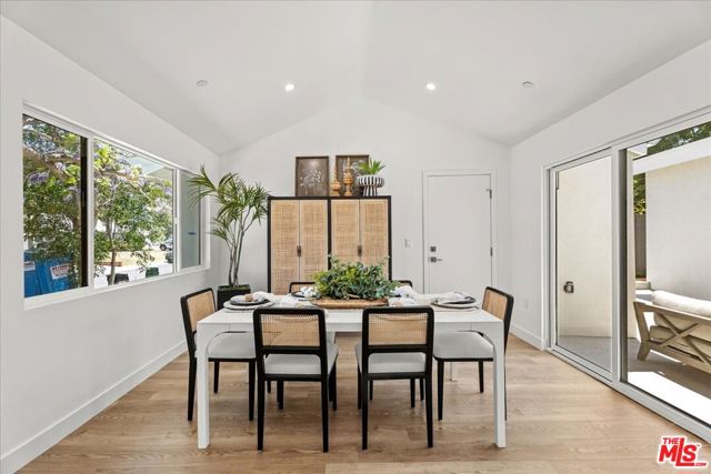 7901 Winsford Avenue, Los Angeles CA: https://media.crmls.org/mediaz/265123a3-d269-45ce-84a2-6bca941ca839.jpg
