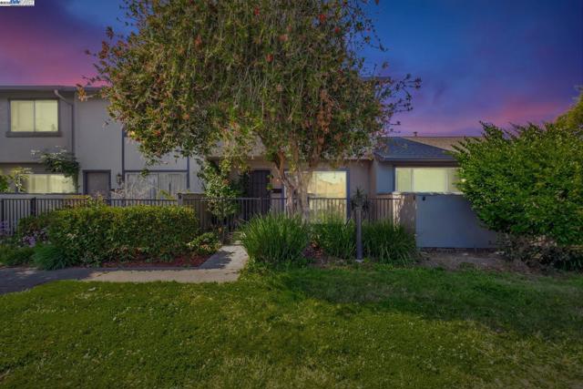 4312 Solano Way, Union City CA: https://media.crmls.org/mediaz/26512e37-5e4d-471c-a5e9-343c35b5cb45.jpg