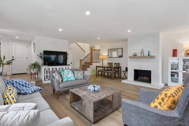 2819 Unicornio St., Carlsbad CA: https://media.crmls.org/mediaz/265148c1-4859-4b97-8cc8-afacc014c730.jpg