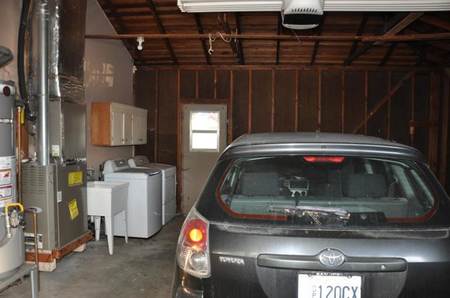 15104 Bel Escou Drive, San Jose CA: https://media.crmls.org/mediaz/26523bd6-30cd-4f2c-b64b-cd4914656209.jpg