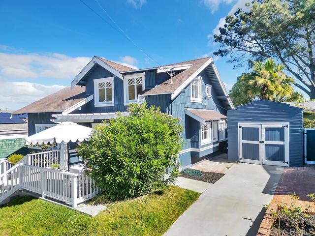 Detail Gallery Image 4 of 59 For 4171 Ibis St, San Diego,  CA 92103 - 4 Beds | 2 Baths