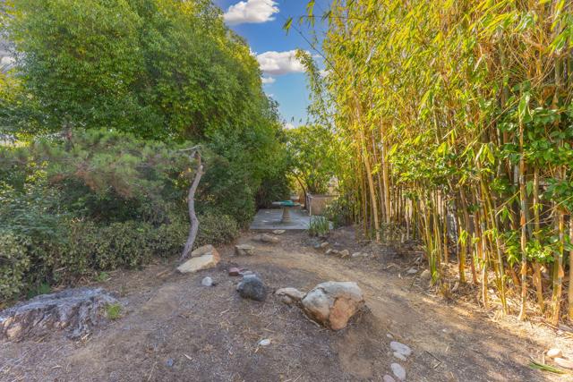 6547 Radcliffe Drive, San Diego CA: https://media.crmls.org/mediaz/26535af6-5487-4fea-850b-8bf4c814941f.jpg