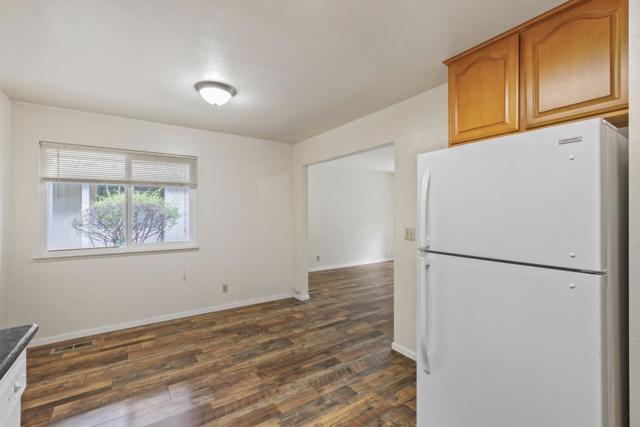 465 E McKinley Avenue, Sunnyvale CA: https://media.crmls.org/mediaz/2653c053-c63a-403d-b727-deede9e613f3.jpg