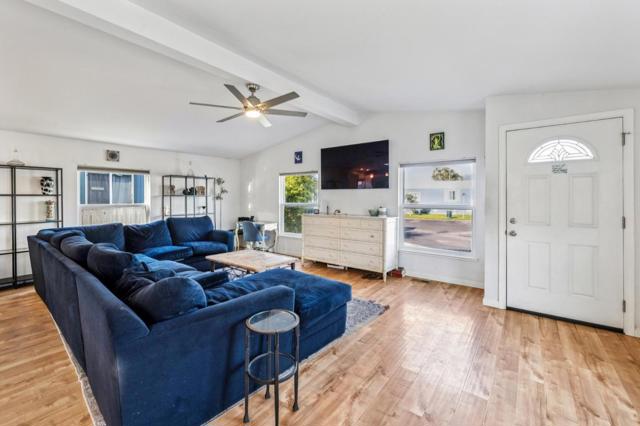 146 Culebra Lane, Moss Beach CA: https://media.crmls.org/mediaz/2654cd86-74fd-433b-aac4-55405fdbac2f.jpg