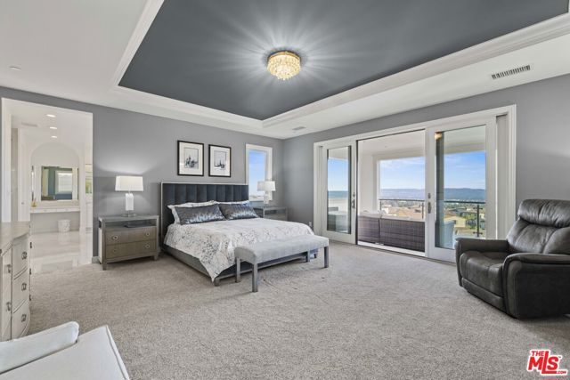 20162 W Cromwell Way, Porter Ranch CA: https://media.crmls.org/mediaz/2654feb9-ed89-4962-8291-212cf396d749.jpg