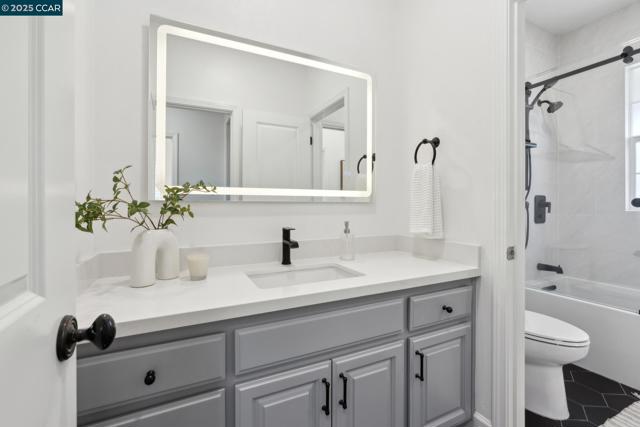 492 Calico Ct, San Ramon CA: https://media.crmls.org/mediaz/265625c4-cc6a-467a-8887-801f75dbe6e8.jpg