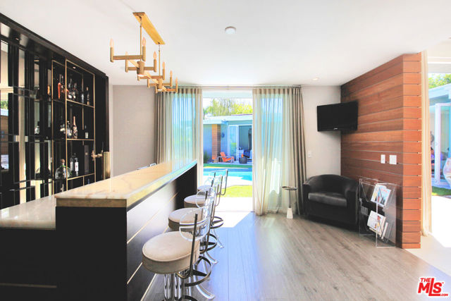 3054 Elvido Drive, Los Angeles CA: https://media.crmls.org/mediaz/2658a085-2c29-47ea-8544-cc393d0c0e9c.jpg