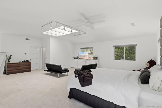 Image 39 of 53 For 13024 Olmeda Court