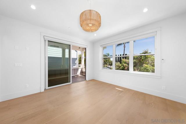 825 9th St., Coronado CA: https://media.crmls.org/mediaz/26595575-5180-4e93-9531-667ba2ba567c.jpg