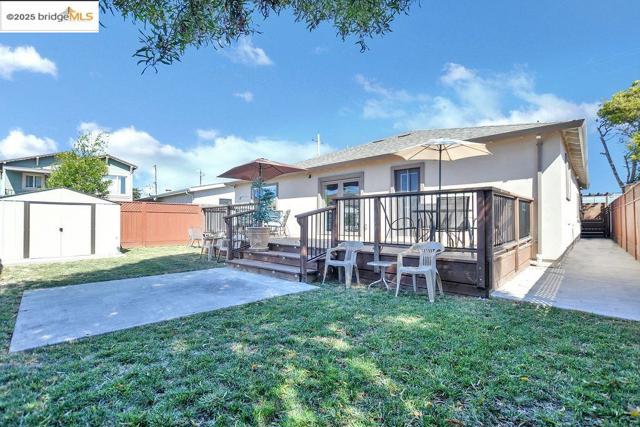 2020 Virginia Ave, Richmond CA: https://media.crmls.org/mediaz/2659ea8c-b174-4e1f-9d9b-70090665beca.jpg