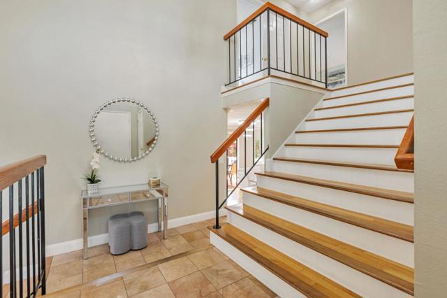 5769 Barnswell Way, San Jose CA: https://media.crmls.org/mediaz/265a03f2-0739-4fb6-a2dc-50e012030169.jpg
