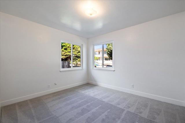 Image 11 of 25 For 461 Irving Avenue