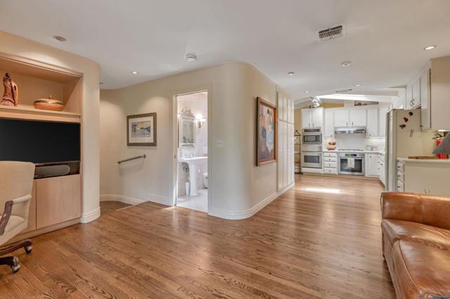 3231 Fieldcrest Drive, Sacramento CA: https://media.crmls.org/mediaz/265ae4ba-9822-4aec-9d1b-868e83c24887.jpg