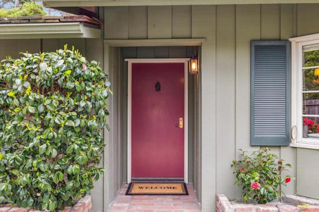 0 Pine Ridge Way, Carmel CA: https://media.crmls.org/mediaz/265b2d8c-86fc-45f4-bc16-73a312fab51c.jpg