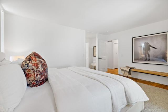 201 Yerba Buena Avenue, Los Altos CA: https://media.crmls.org/mediaz/265b5442-fc68-4c35-9638-94f50e4e5497.jpg