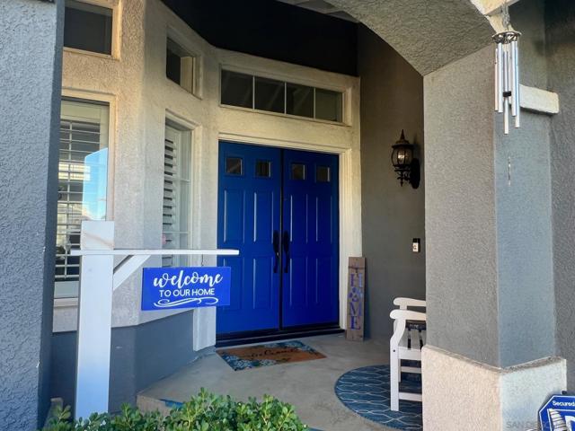 260 Sierra Madre Way, Corona CA: https://media.crmls.org/mediaz/265cb32f-4f7e-45d3-8562-b152451d54c8.jpg