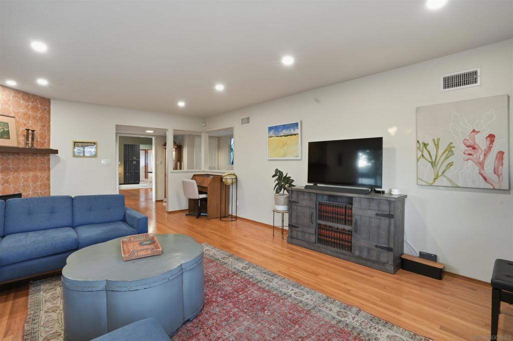 5641 Genoa - photo 6