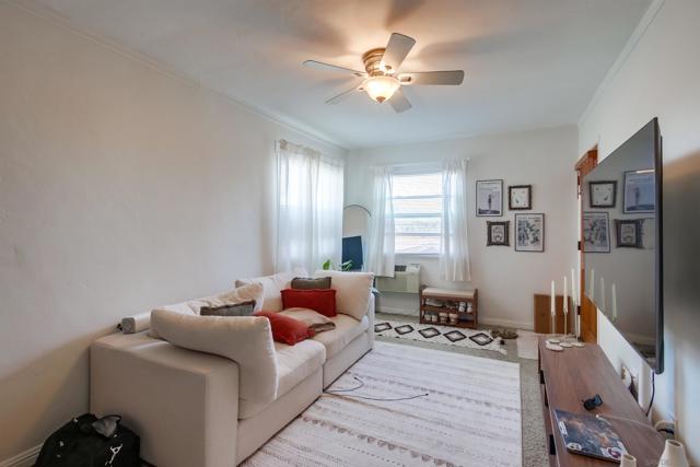 3415 19 Madison Ave, San Diego CA: https://media.crmls.org/mediaz/265cd333-c961-40d3-bf3f-8b73b3707320.jpg