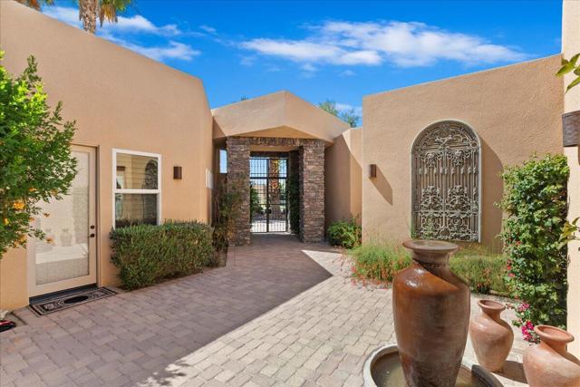 55830 Cherry Hills Drive, La Quinta CA: https://media.crmls.org/mediaz/265d5d0f-347a-4d19-875f-1b318ea2e9c4.jpg