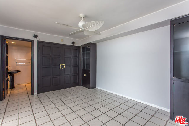 22548 PACIFIC COAST Highway, Malibu CA: https://media.crmls.org/mediaz/265df7f7-173a-4fdc-bc30-7afaed248fd4.jpg