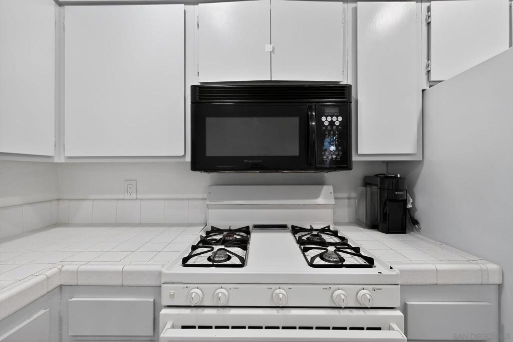 4875 Cole - photo 14