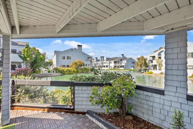 424 Barnegat Lane, Redwood City CA: https://media.crmls.org/mediaz/265ee9c5-7e2e-41f4-92c8-e34a9f96b238.jpg