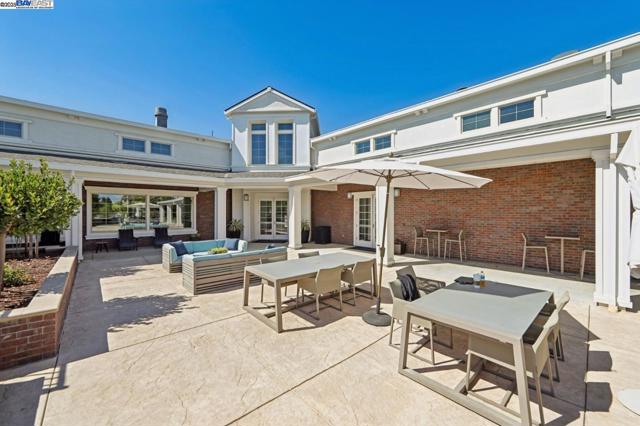 1380 Brookline Loop, Pleasanton CA: https://media.crmls.org/mediaz/265f5f8b-0ee8-4f1a-ad7a-0efd512924ef.jpg