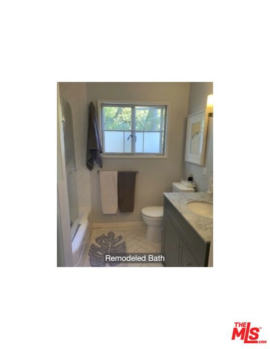 5135 Village, Los Angeles CA: https://media.crmls.org/mediaz/266027e1-d6a8-4082-80e7-e6665033c942.jpg