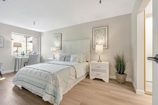 Image 9 of 29 For 1775 Panda Way  344