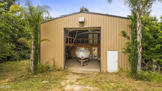1400 Park Drive, Ojai CA: https://media.crmls.org/mediaz/2660911c-59cd-47b7-8505-9e1bcf4f0022.jpg