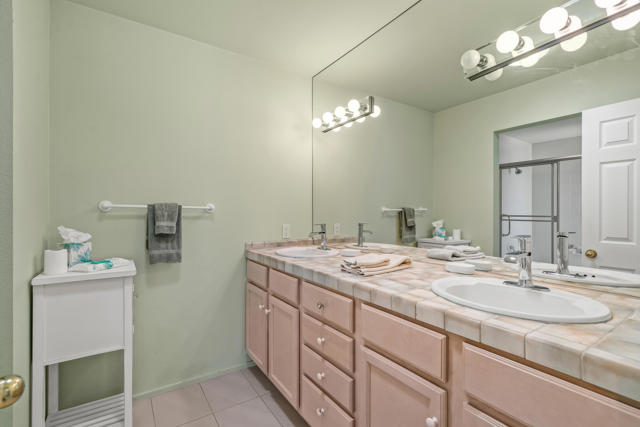 73259 Boxthorn Lane, Palm Desert CA: https://media.crmls.org/mediaz/2660a476-ea56-49fa-8beb-204f8d174891.jpg