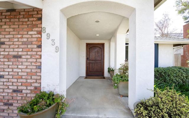 Image 3 of 39 For 8939 Oviedo Street