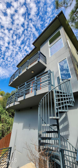 Detail Gallery Image 31 of 33 For 475 Rustic Dr, Los Angeles,  CA 90065 - 3 Beds | 3/1 Baths