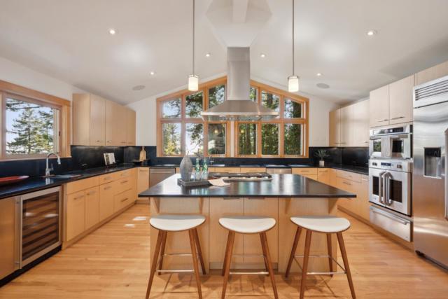 103 Harkins Road, Woodside CA: https://media.crmls.org/mediaz/26613a78-c0ff-4303-a59e-139c640981ec.jpg