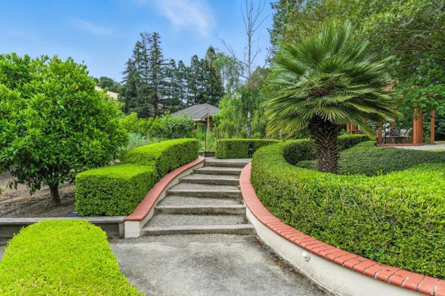 14210 Berry Hill Court, Los Altos Hills CA: https://media.crmls.org/mediaz/26614a30-a659-45af-a581-6aa639df01c7.jpg