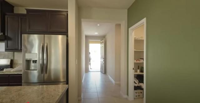 529 Ashwood Lane, Patterson CA: https://media.crmls.org/mediaz/266415ff-651a-4b9d-96f1-54f1f63b14f7.jpg