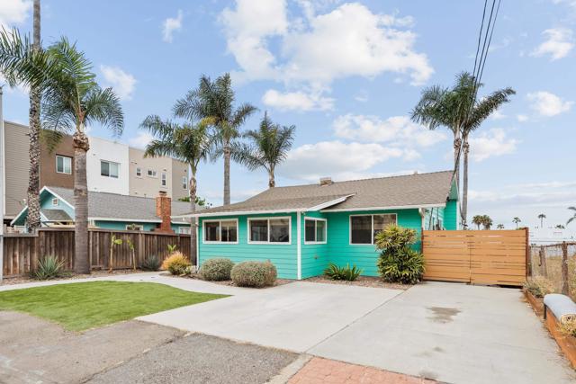 1009 S Cleveland Street, Oceanside CA: https://media.crmls.org/mediaz/26642f0d-7734-4f93-a956-e3118b71cc9c.jpg
