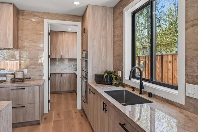 18645 Paseo Lado, Saratoga CA: https://media.crmls.org/mediaz/2664e234-d37f-4821-88cf-7b0cd0ad055f.jpg