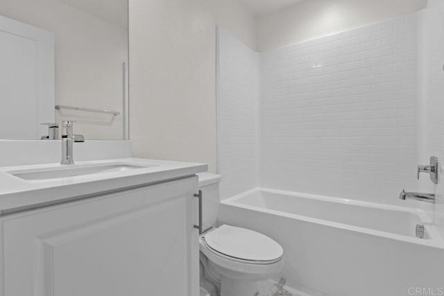 2508 Chamomile Lane, Carlsbad CA: https://media.crmls.org/mediaz/26654d52-e9e6-489d-b8c8-057d15d4e303.jpg