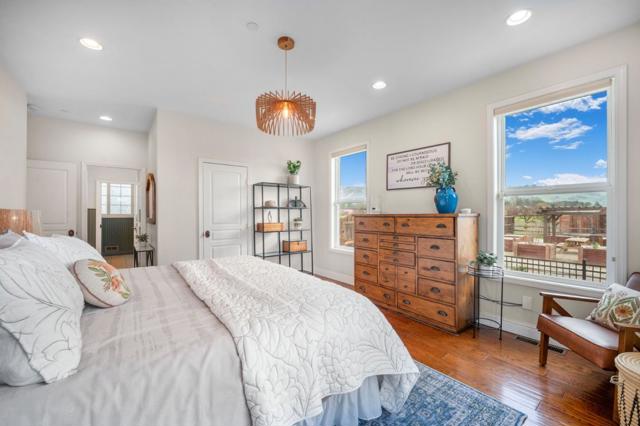 2760 Leavesley Road, Gilroy CA: https://media.crmls.org/mediaz/26665291-1179-49d4-95b1-256d1949e787.jpg