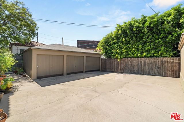 2612 Locksley Place photo 27