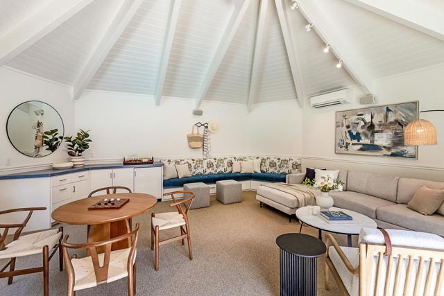 25600 Willow Pond Lane, Los Altos Hills CA: https://media.crmls.org/mediaz/26673141-7369-401a-9d37-7e34854153de.jpg
