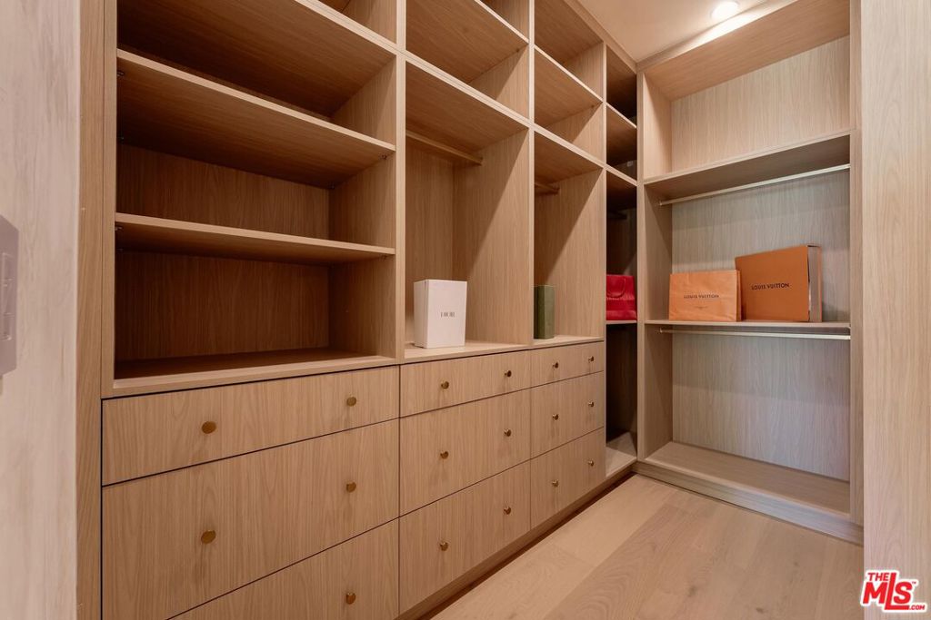 MLS #26865699 image #18