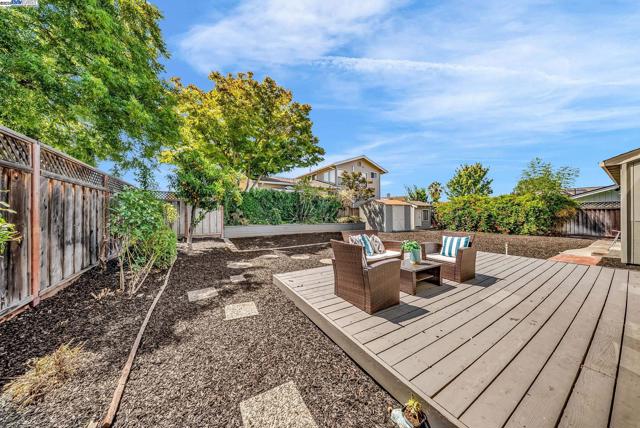 524 Gamay Ct, Fremont CA: https://media.crmls.org/mediaz/2667bbac-d019-4384-9d5b-14f0886741ea.jpg