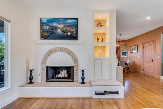 410 Monterey, Capitola CA: https://media.crmls.org/mediaz/266894ee-8be7-490b-a117-30844ba4ad95.jpg