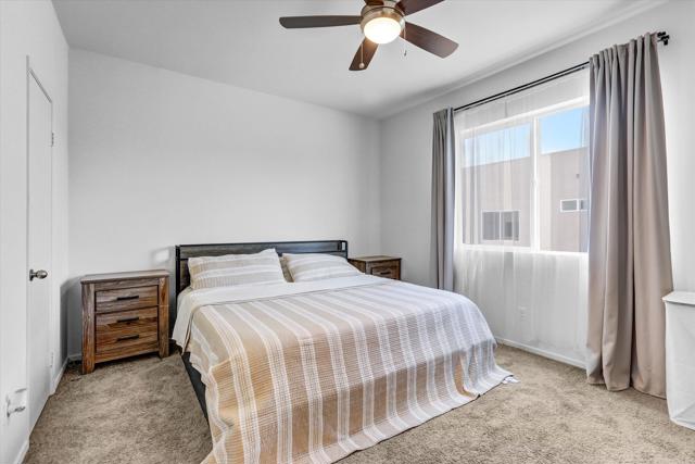 Detail Gallery Image 14 of 30 For 402 Creekside Cir, San Diego,  CA 92114 - 3 Beds | 3 Baths