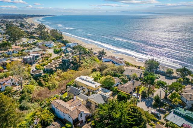 346 Kingsbury Drive, Aptos CA: https://media.crmls.org/mediaz/2669ddff-ec03-432f-8794-9c8420a62add.jpg