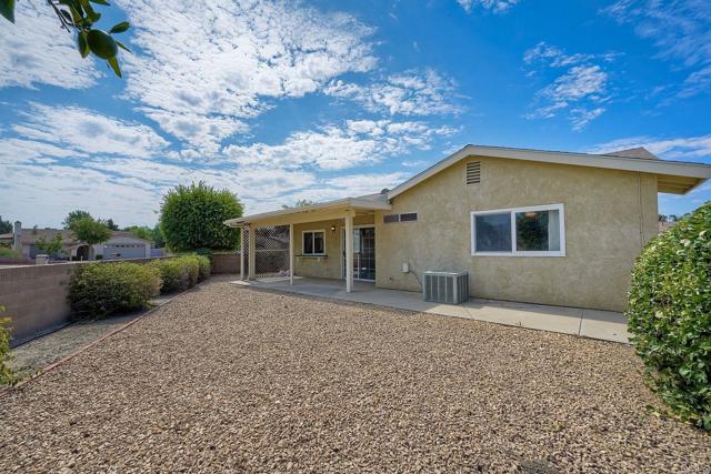 Detail Gallery Image 33 of 41 For 2219 El Rancho Cir, Hemet,  CA 92545 - 2 Beds | 2 Baths